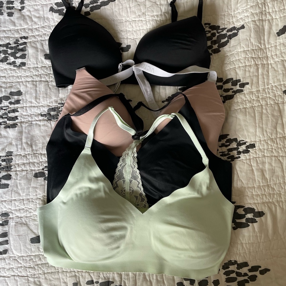 Victoria’s Secret bra bundle